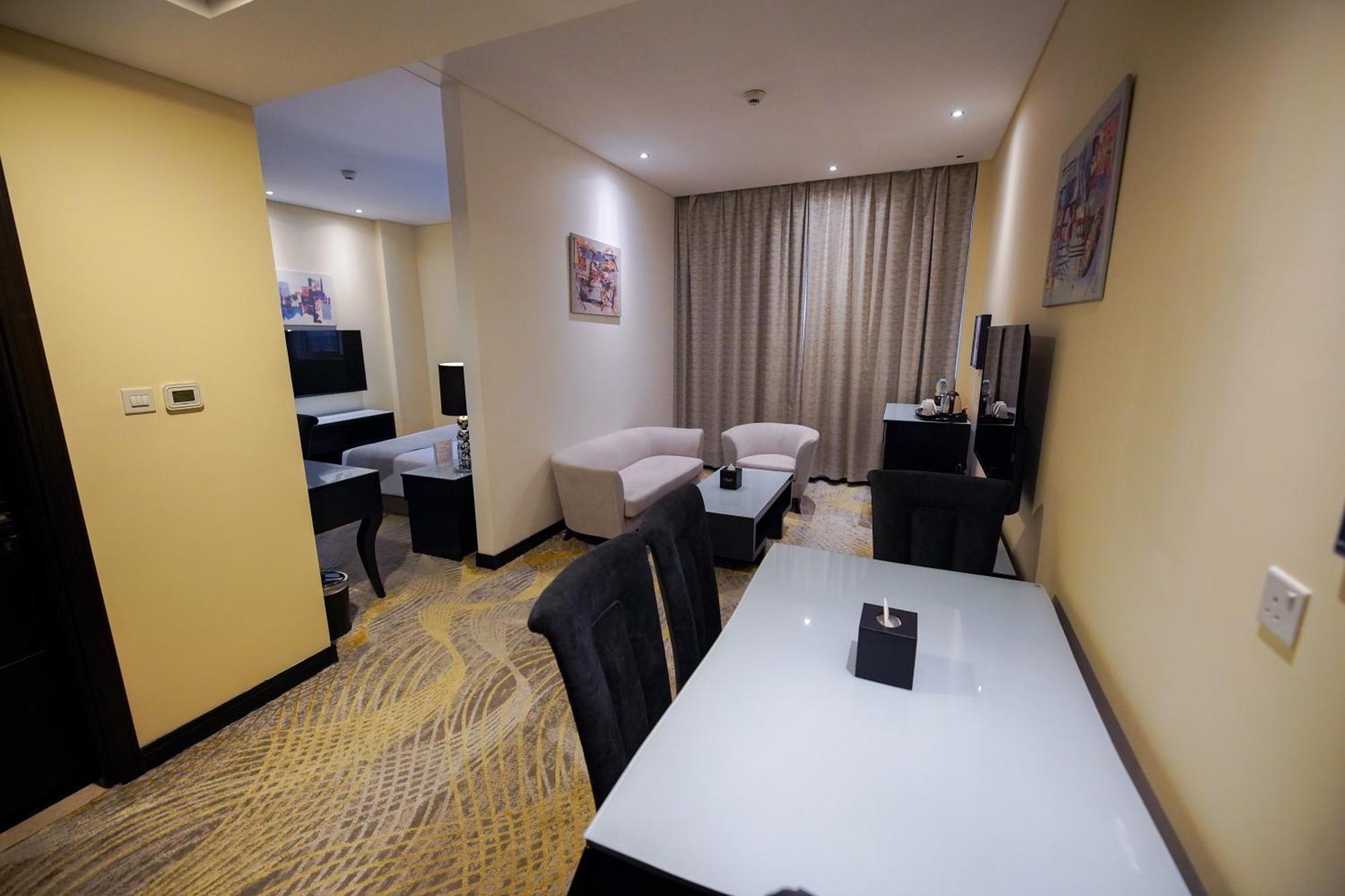 Grand Villaggio Hotel 阿布扎比 外观 照片
